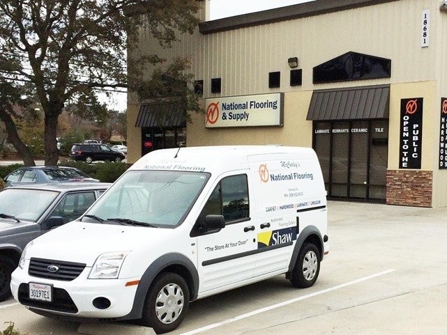 Hunter Douglas Dealer Image